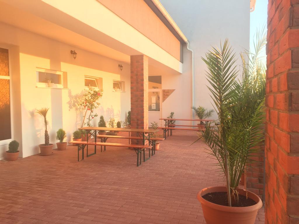 Guest House Hodus Vydrany Exterior foto